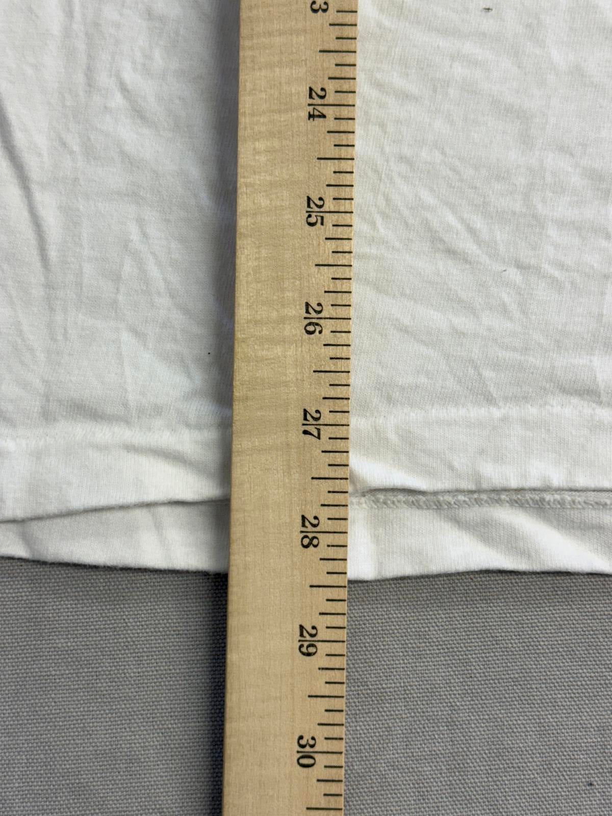 Vintage 90s T&C Surf T-shirt Town Country Balance Yin Yang