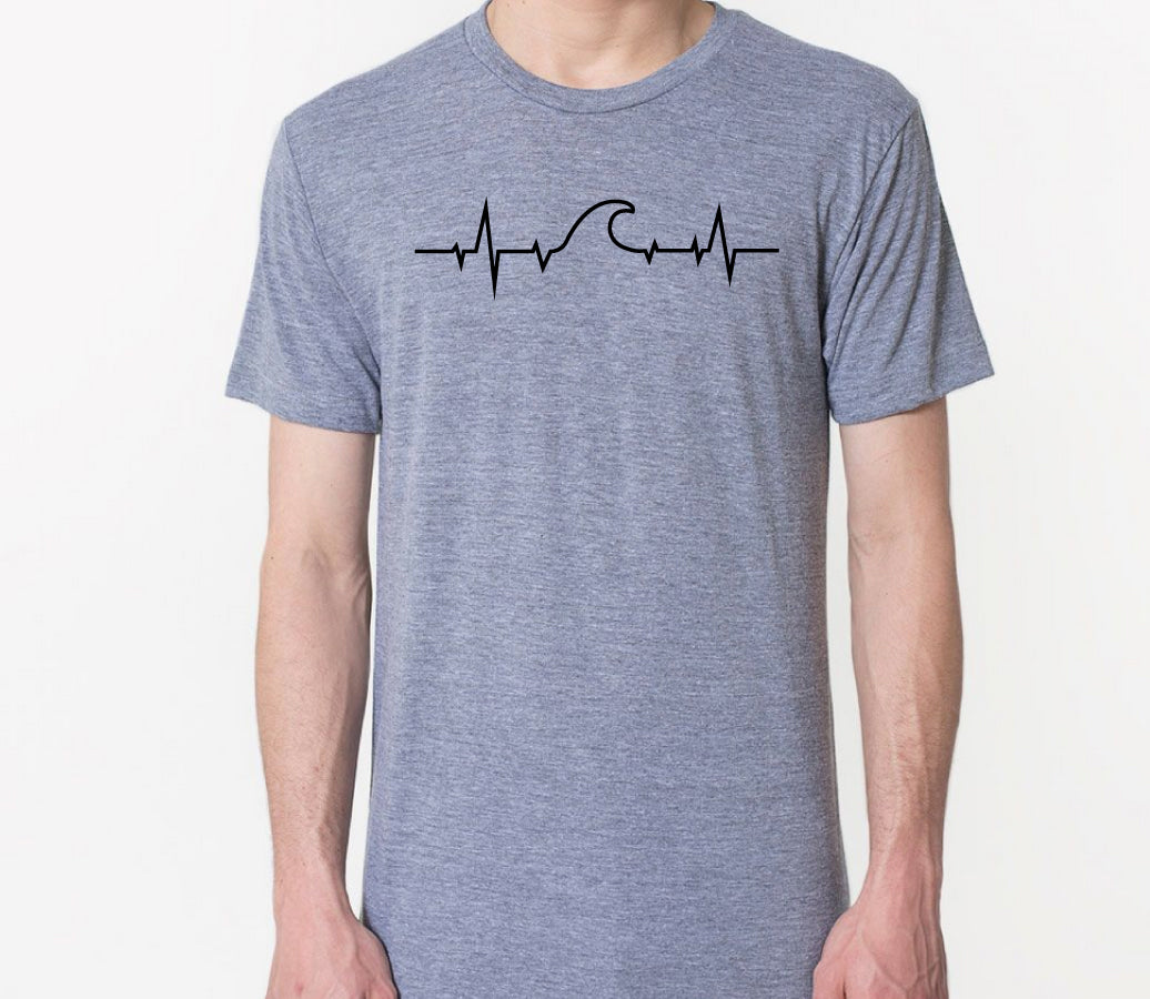 BORD Apparel Surfer'S Pulsing Heart Wave Chest T-shirt