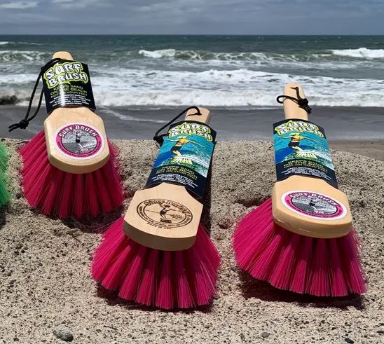 Surf Brush for Sand/Beach Feet- Remove Sand Beach Bristle Brush