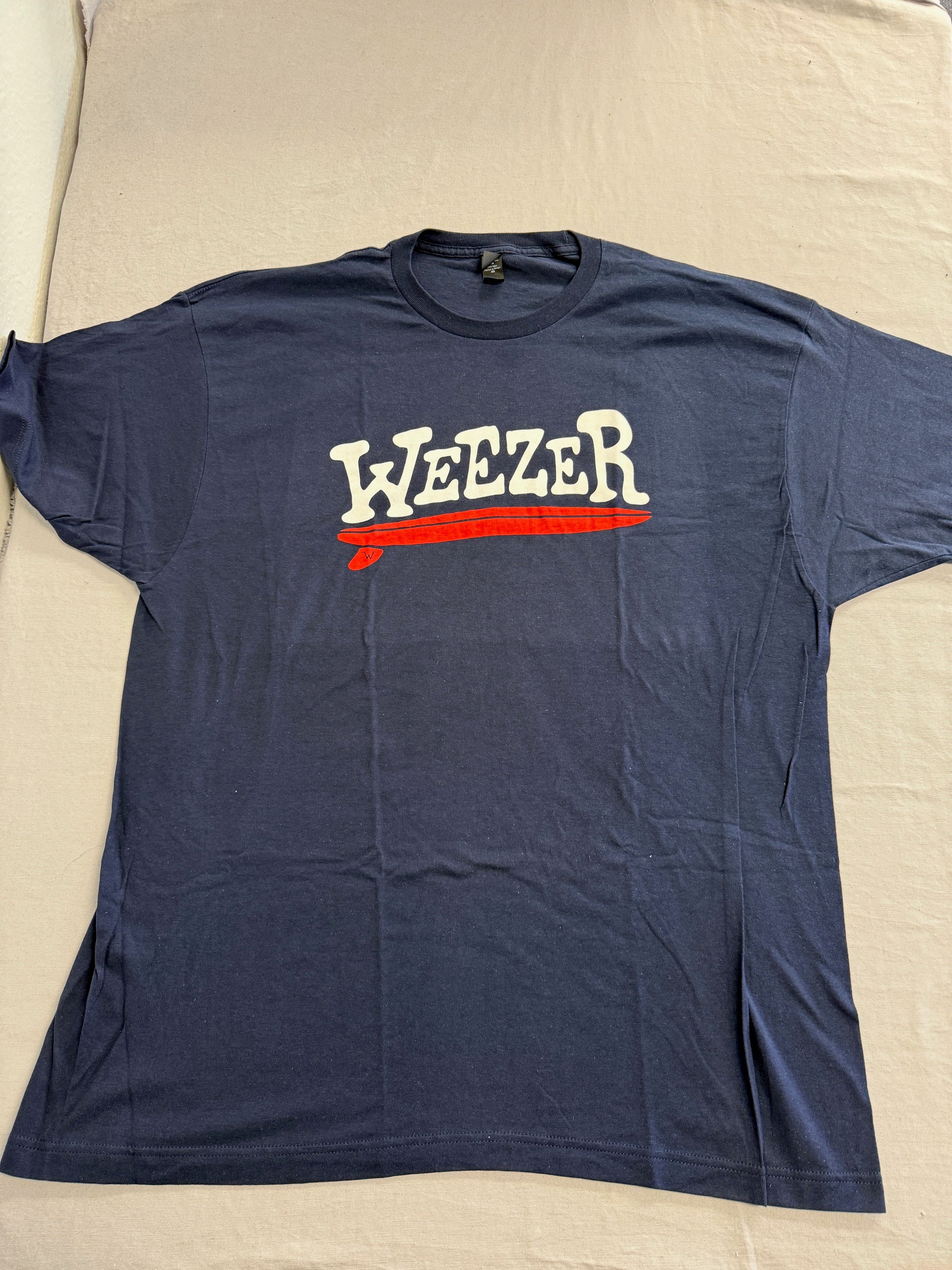 Weezer Surfboard T-shirt - Weezer Official Single Fin Surboard Tee
