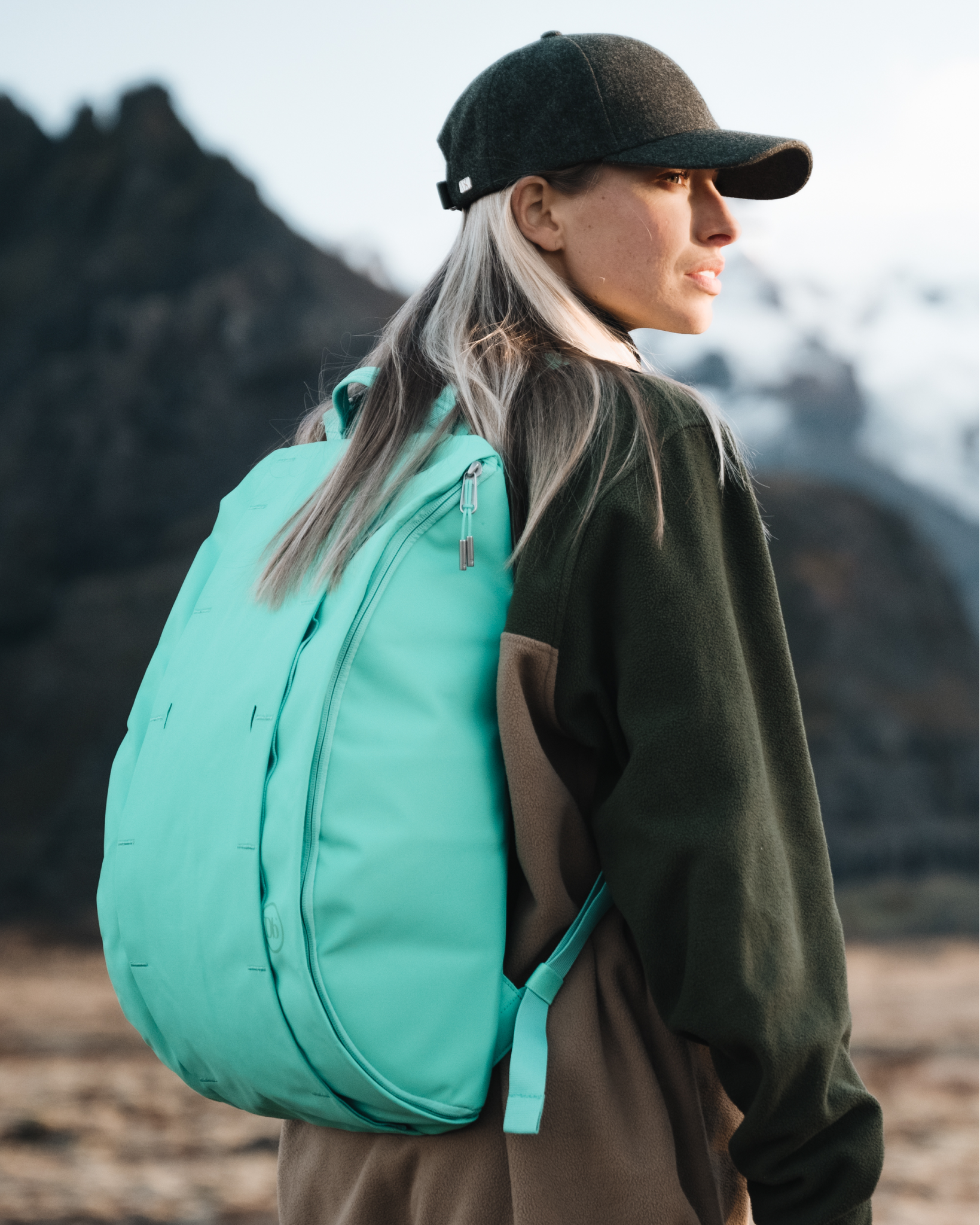 Hugger Base Backpack 15L Glacier Green